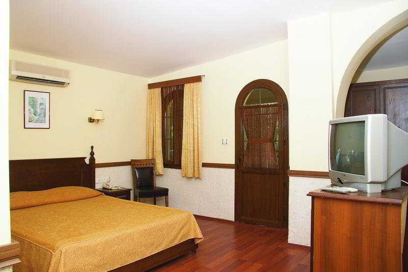 Altinsaray Hotel Kusadası Exterior foto
