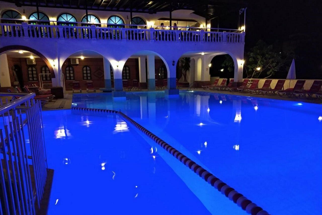 Altinsaray Hotel Kusadası Exterior foto